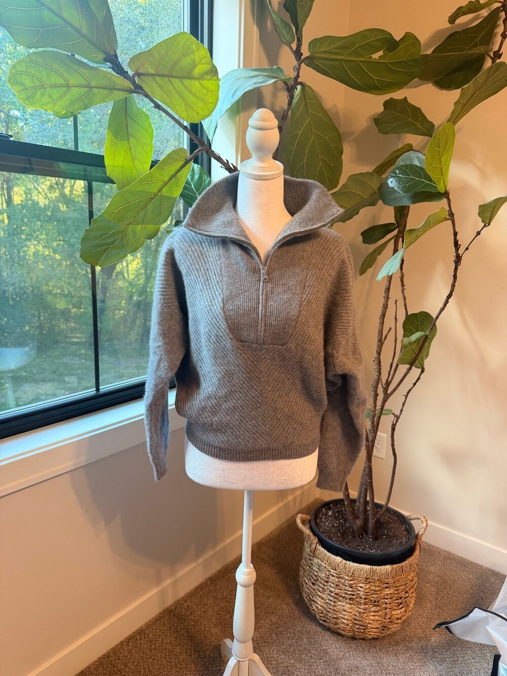 Filoro 100% Cashmere Gray Quarter Zip Sweater XS Possibly NWOT